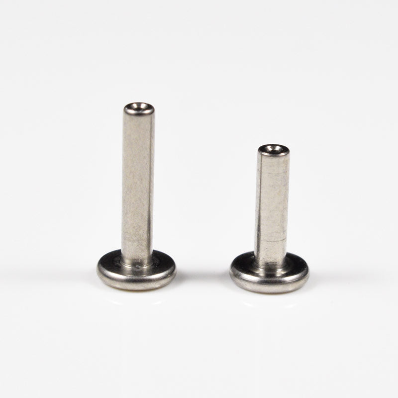 Threadless Piercing Labret in 1.2mm Titanium – Arka